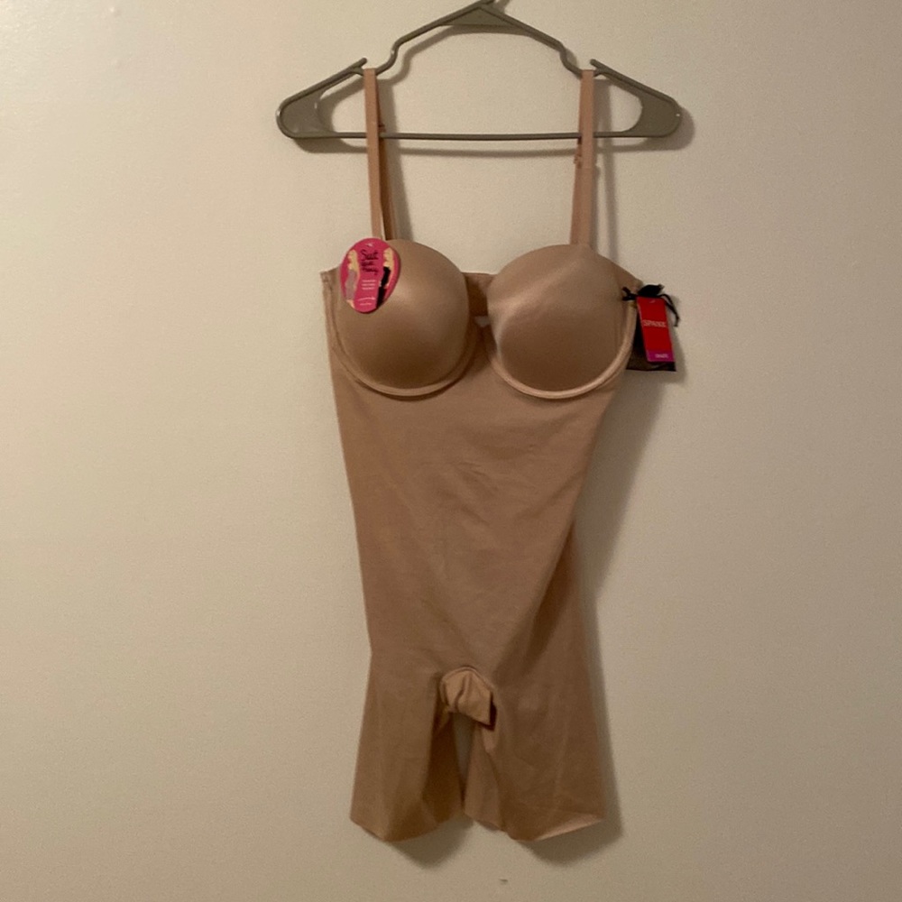 NWT Women’s SPANX Shape Shapewear Size XL